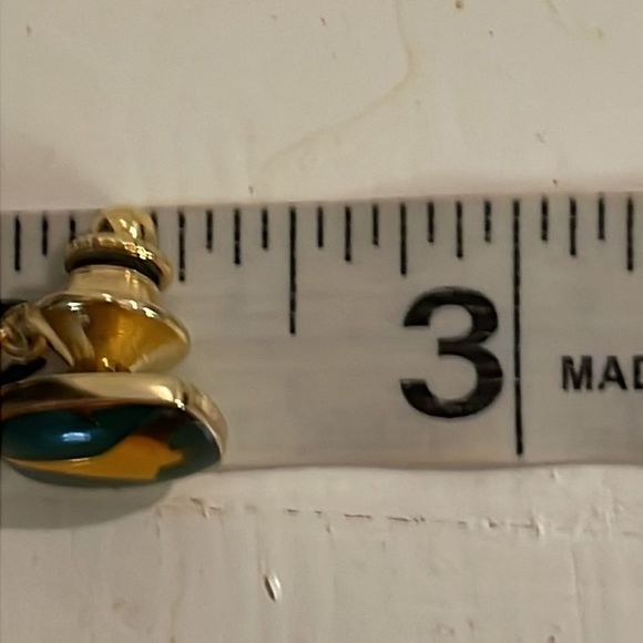 Vintage MCM Art Deco turquoise tone filled tie tack w/gold tone airplane & chain - Picture 7 of 7